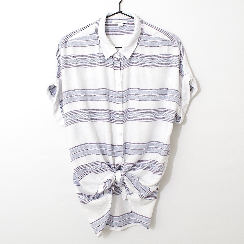 beachlunchlounge White and Purple Striped Tank Top